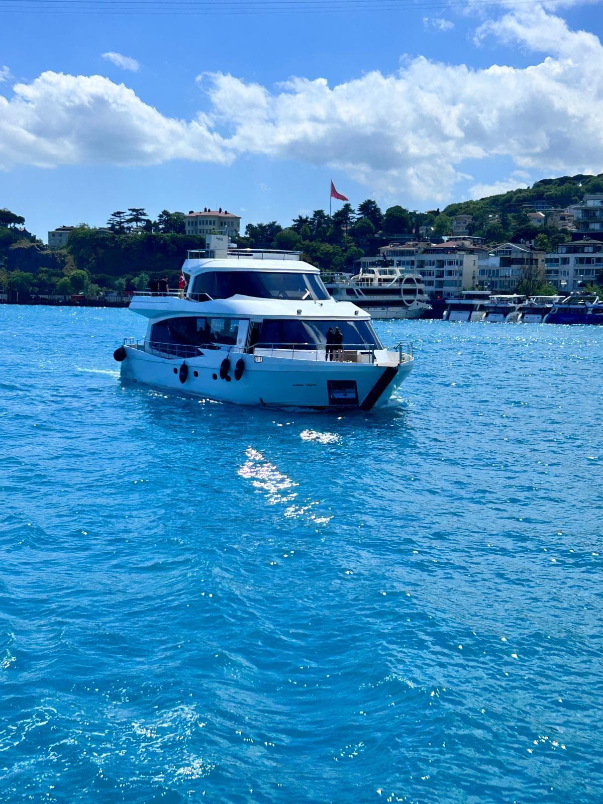Skyline Event Yacht — Bosphorus charter photo 5