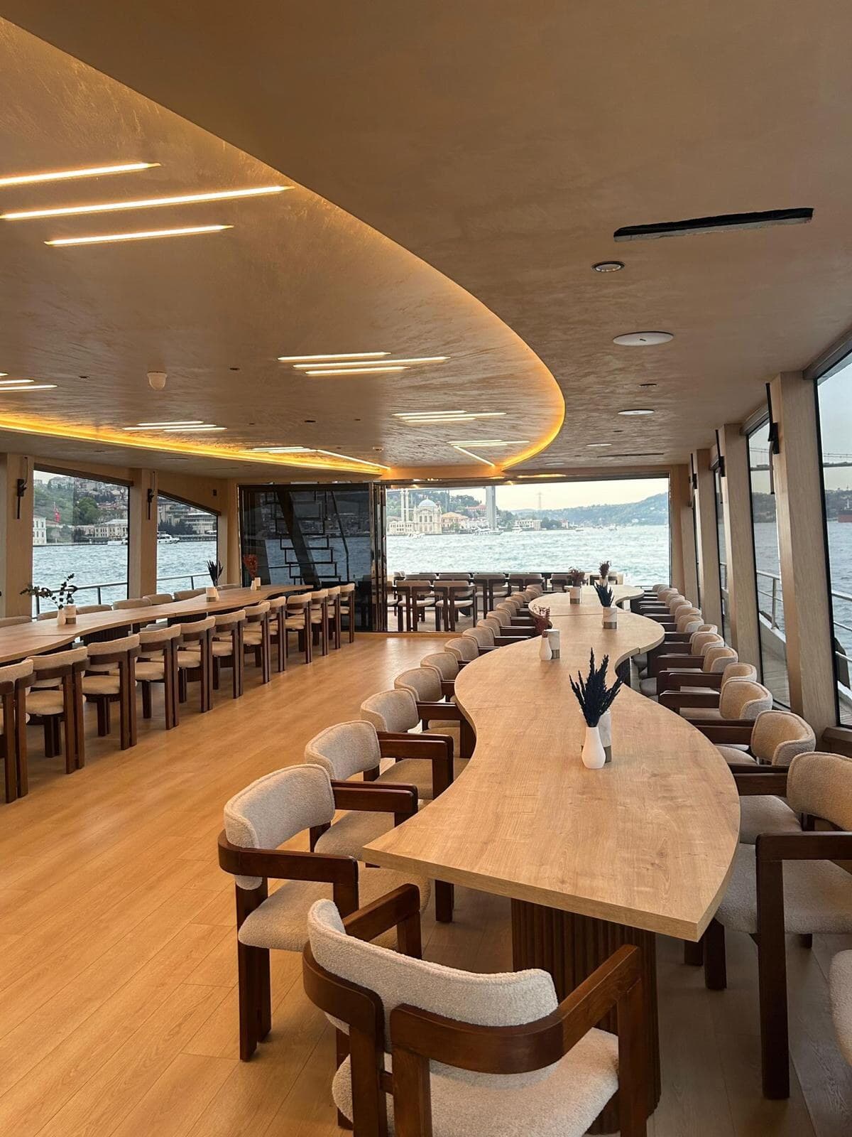 Skyline Event Yacht — Up to 90 guests, private sunset charter on the Bosphorus (6)