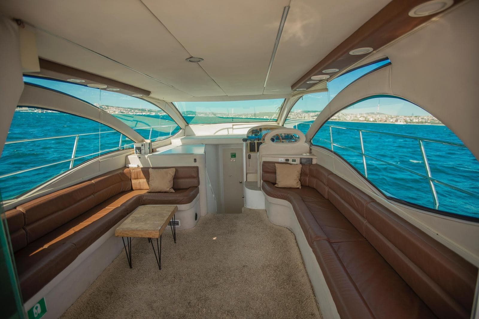 Amber Couples Yacht — Up to 12 guests, private sunset charter on the Bosphorus (11)
